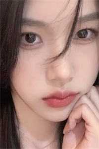 伏低做小？可她才是真嫡女啊！