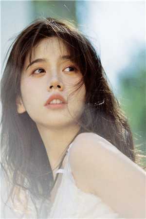 短篇小说离婚后，傲娇大佬日日缠着她