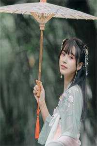 短篇小说陛下，画卷里的美人逃了！