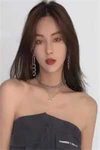协议闪婚，对象竟是亿万首富热门作品