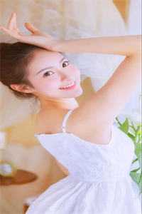 精修版九爷超宠妻：乖！再吃一口