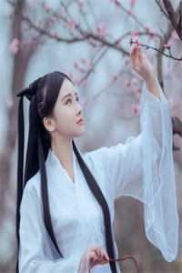 精修版协议闪婚，对象竟是亿万首富