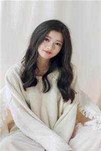 身为主角，我除了女帝老婆一无所有热门作品