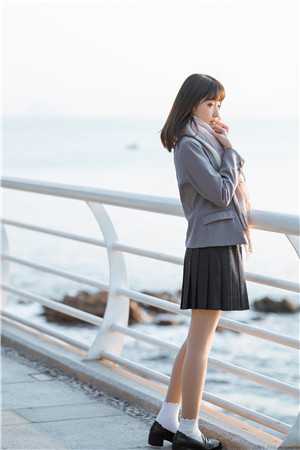 军婚撩人：倒霉女配高嫁清冷军官最新章节