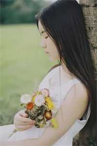 军婚撩人：倒霉女配高嫁清冷军官