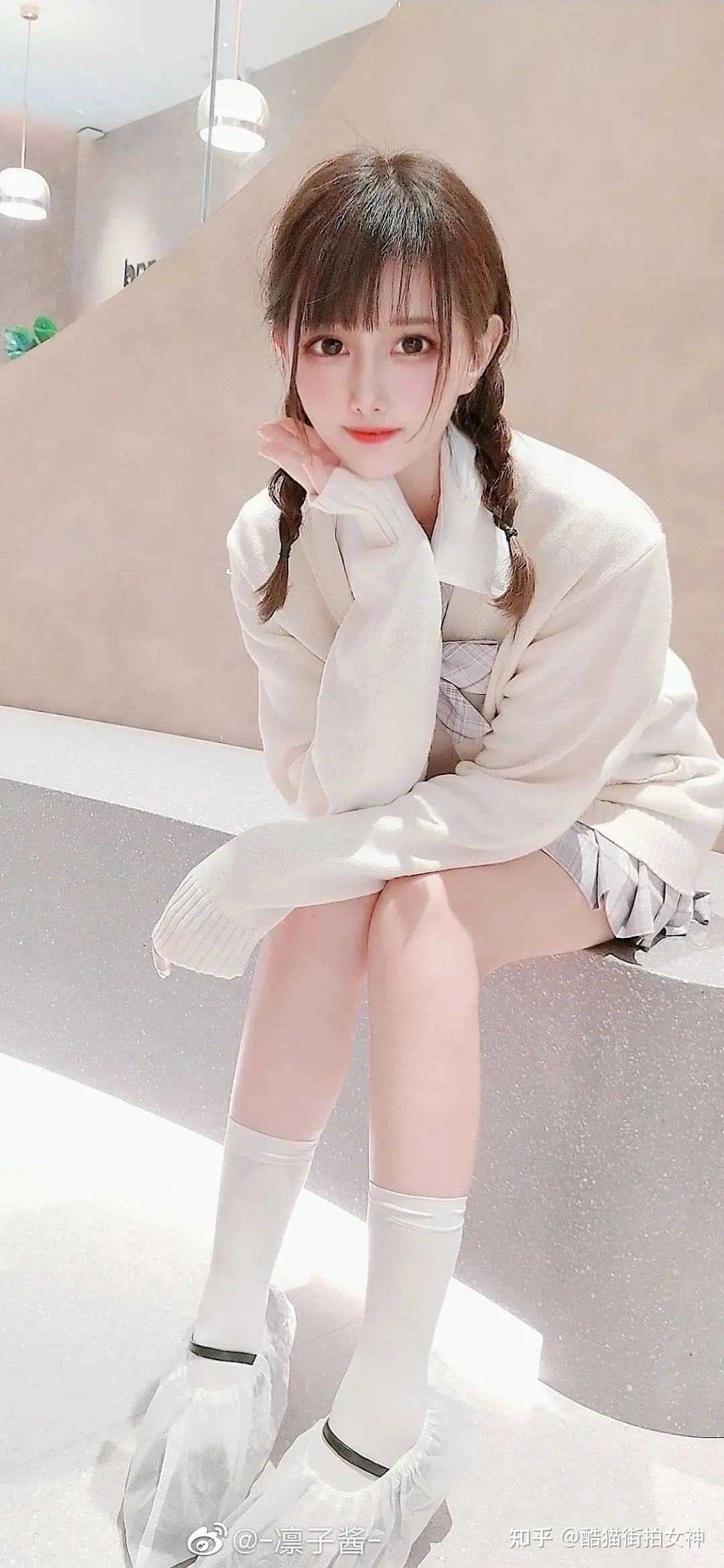 快穿，绝嗣男主？炮灰女配来生子完整文本