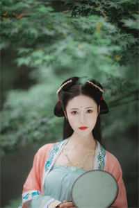 我是太子妃，一个穷逼热门作品
