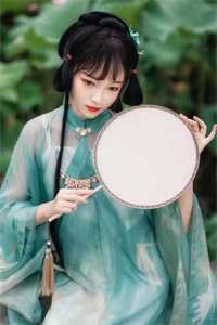 启用生子系统后，她多子多福