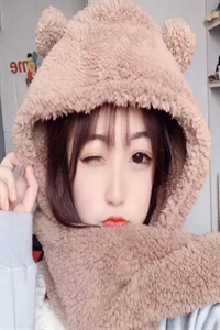 畅销书籍被迫相亲后，女王爷她跑路了