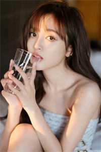 女配觉醒：她成了第一女首富小说未删减