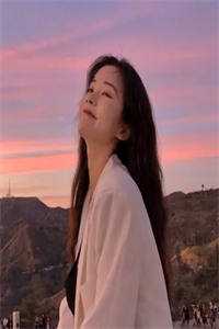 女配觉醒：她成了第一女首富