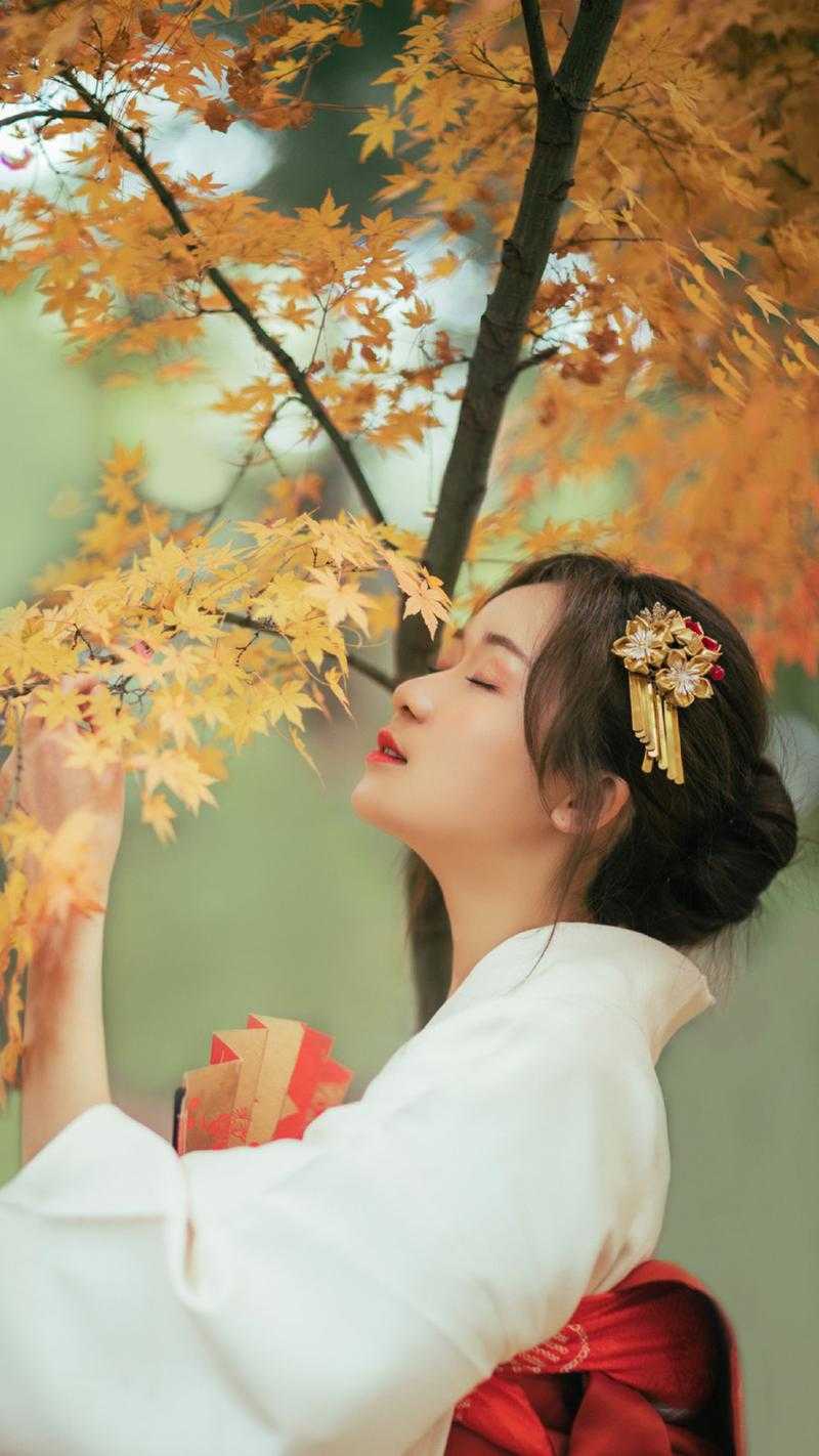 霸道疯批委屈落泪，旗袍美人心软了无删减