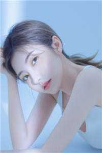 新婚夜，穿到八零当团宠小说