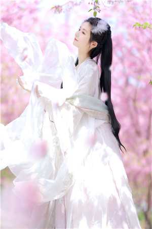 畅读全文穿成恶婆婆，我被迫开启洗白模式