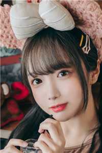 畅销书籍离婚后，我被小鲜肉们围满了