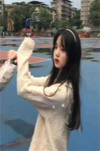 身为主角，我除了女帝老婆一无所有