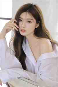 全文章节穿成暴君女儿，爹爹靠读心反败为胜