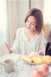 娱乐：摆摊卖美食，女星们抢疯了精选小说