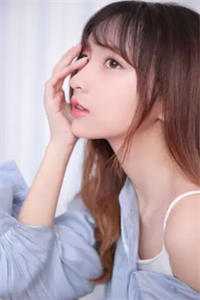 热门小说与美女房客合租后