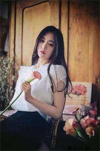 李嫣然