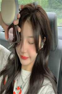 活成前任白月光后，她桃花朵朵开全章节
