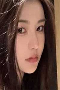 嫁给财阀掌舵人后，顶奢戴到手软小说