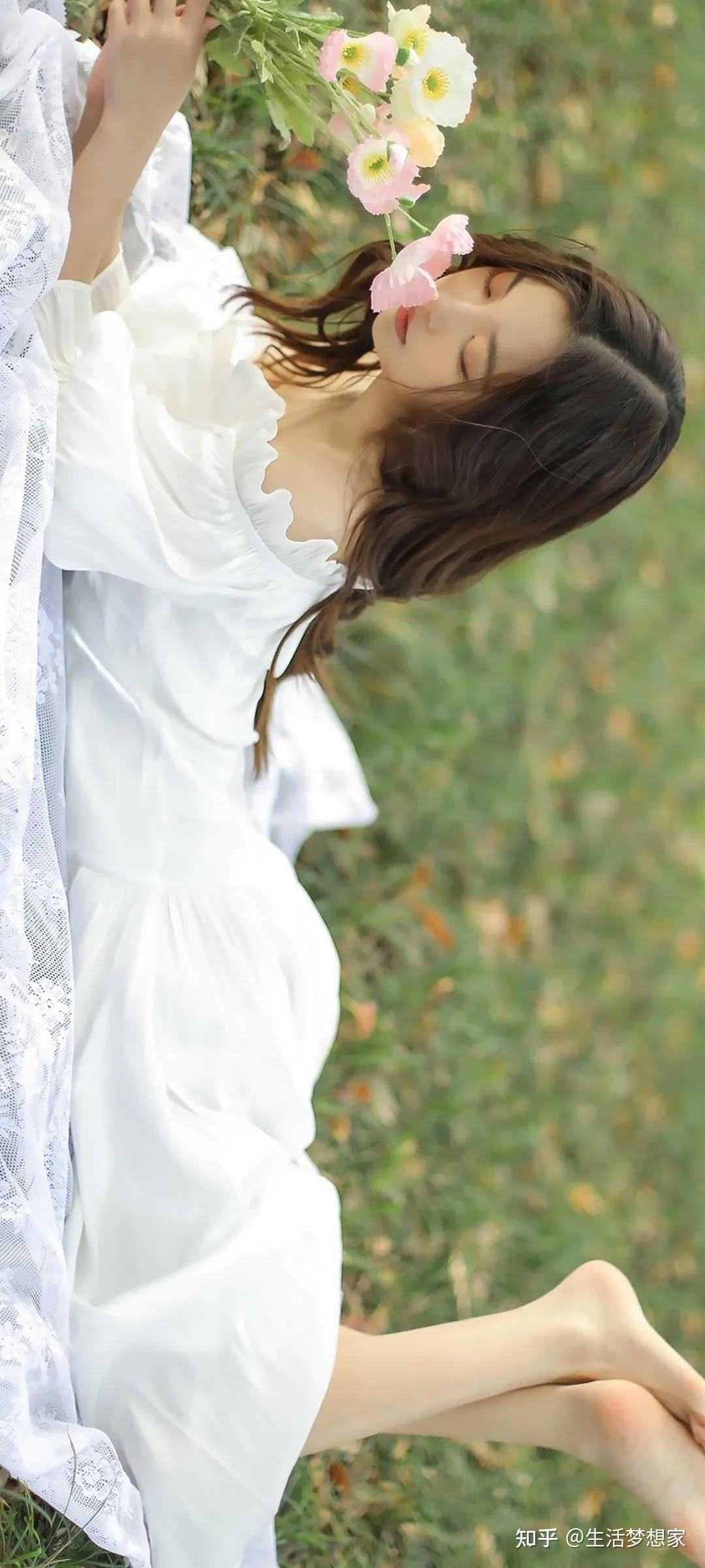 与美女房客合租后热门作品