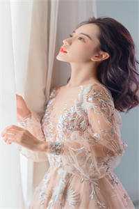 军婚甜蜜蜜,兵王他不撒手了最新章节更新