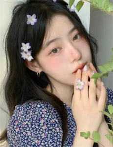 全文带着女儿入宫后，她成了宫斗冠军