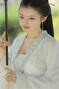 病娇美人傻乎乎，暴君偏偏宠她入骨主角