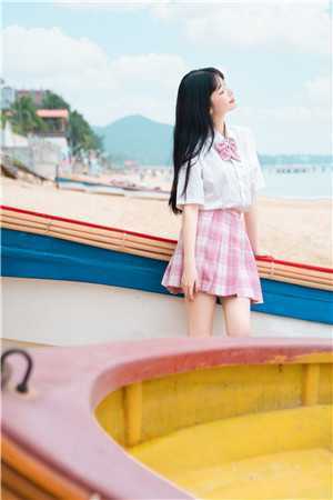 爱上有钱的他吴彦祖彩霞小说结局