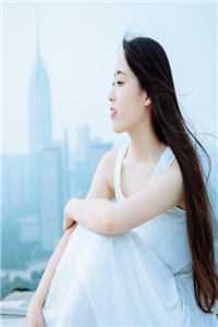 贵妃娘娘宫女出身，皇上偏宠着文章