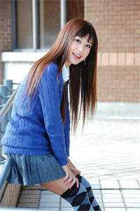觉醒双系异能：离婚主妇她超抢手什么小说