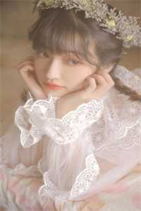 甩掉吸血老公，过上豪门生活青梅李莹莹