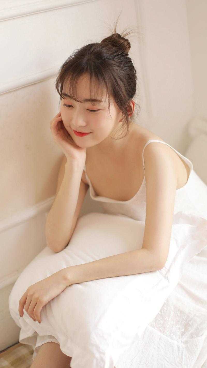 老公带白月光吃烛光晚餐后，我放手了陆明哲林诗诗