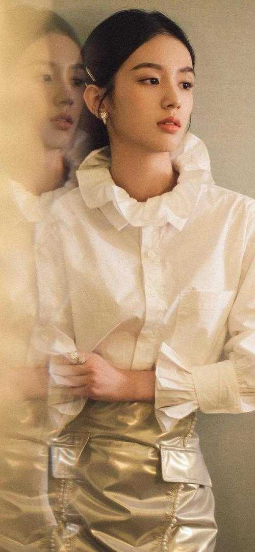 穿书修真小师妹，反派也是裙下臣