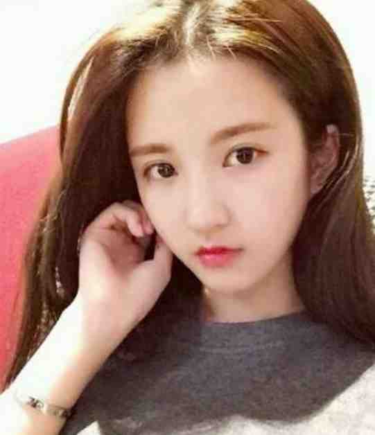 替嫁后，医妃她被暴虐王爷爆宠新书