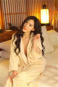 秋言心许哲写的小说公厕传来妻子声音，我在门外淡定抽烟