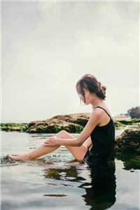 七零厂花觉醒后，离婚走向新时代大结局