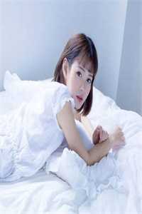 四合院：弃婴开局，被易中海收养易中海易鑫全文免费