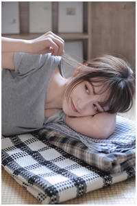 误入兽世后，她被傲娇蛇夫缠着宠好书