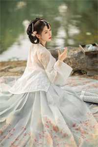 大师兄重生后，师弟他疯狂追妻无删减全文