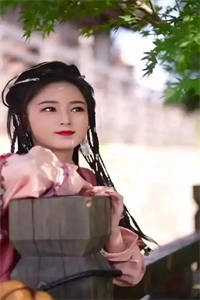 除夕夜婆婆中毒，老公却在陪青梅