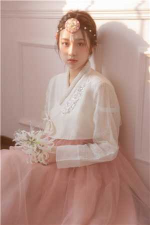 午夜时分，家里窗户忽然从外打开赵闵行李奈小说完结版