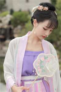 我死后的第三年，妻子准备和重病白月光领证无删减