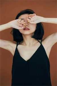 重生八零：被九个女儿团宠了未删节