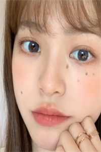 万人嫌孤儿被知青女友退婚后，她疯了顾思思程不凡结局+番外