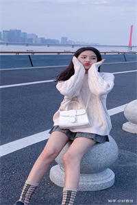 前妻要复婚？我让她跪着滚热门