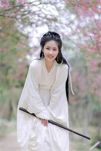 嫁入豪门后受尽婆家欺凌，老公却骂我不懂事爆火全网