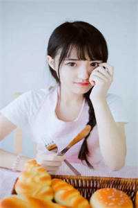 离婚后，傲娇前妻被疯狂打脸免费看